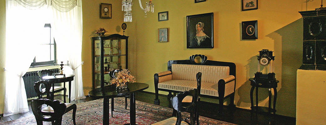 Room in the Biedermeier style exhibited in the Old Town