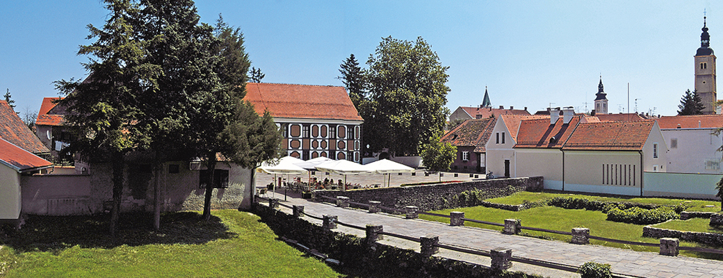 View of the Miljenko Stančić Square with the Sermage Palace 